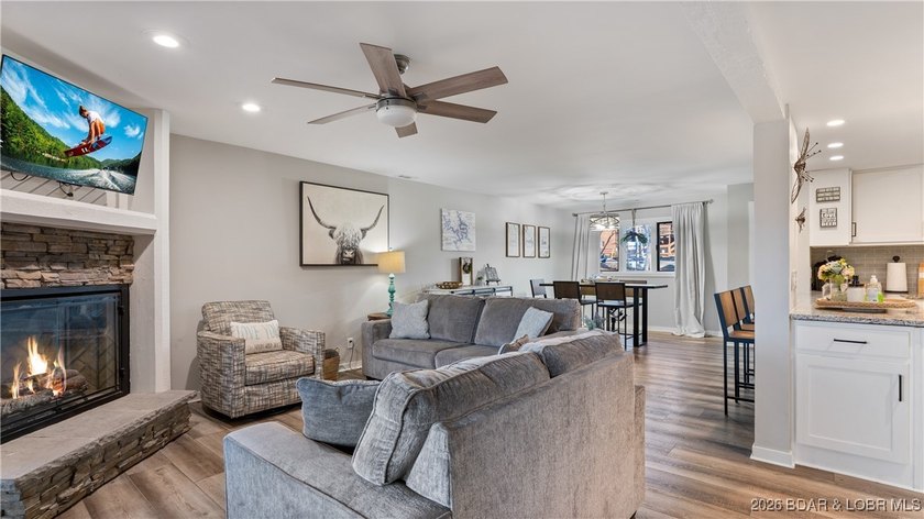 WOW-WHAT A REMODELl! Experience the difference a generous floor - photo 3