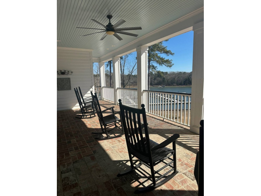 Stewart Landing offers beautiful lake views, low country - photo 10