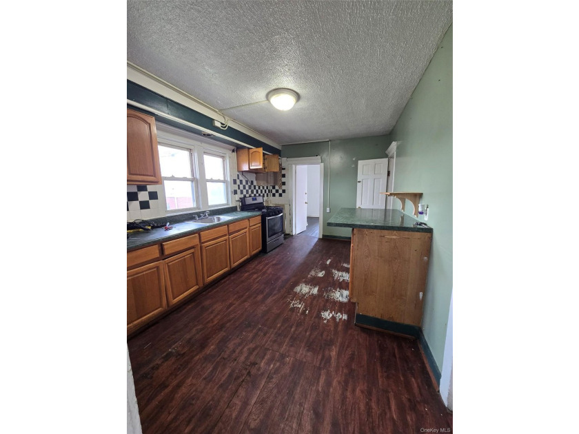 Welcome to 142-62 Bascom Avenue, a residential property located - photo 7