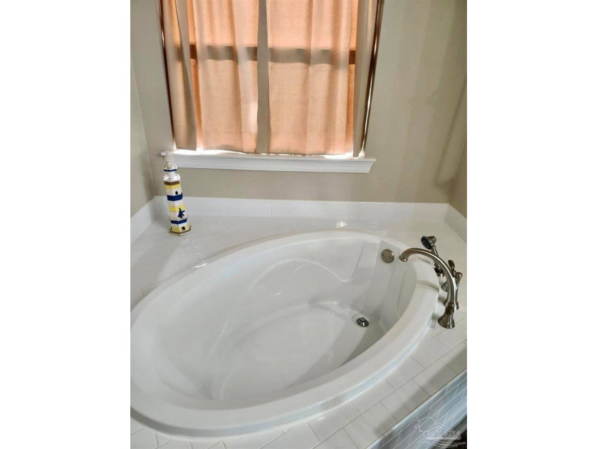 Rare Opportunity with Exceptional Flexibility and Income - photo 7