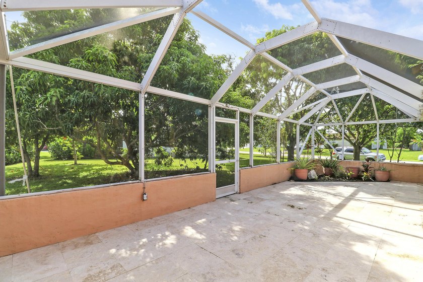 Motivated Sellers have priced their home below market value! - photo 32
