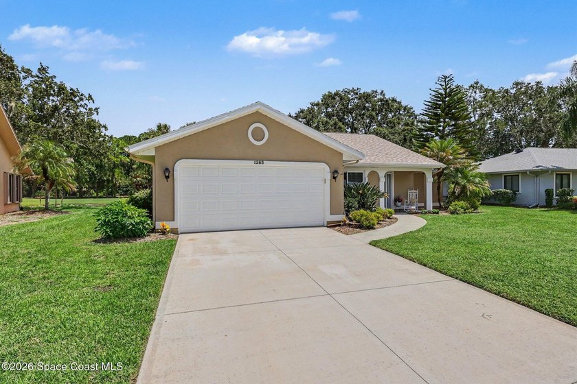 Charming waterfront Expanded Bangor floorplan with spectacular - photo 3