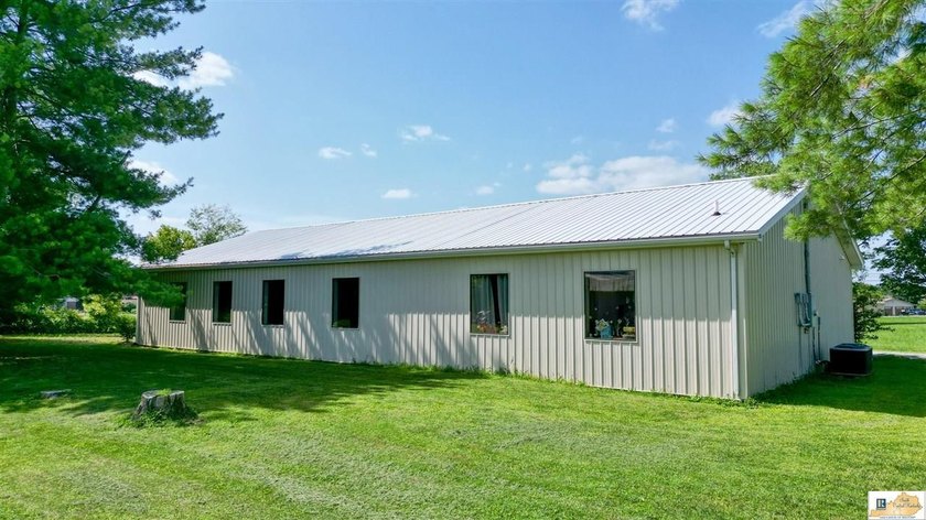 Excellent commercial opportunity just 6 miles from Columbia! - photo 44
