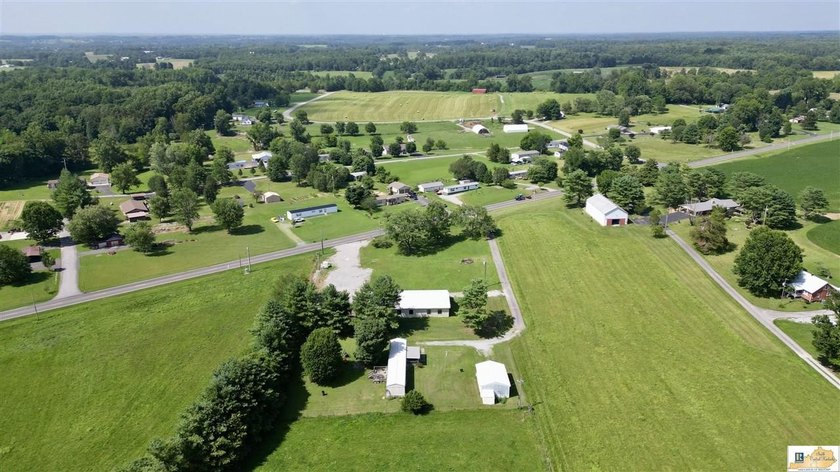Excellent commercial opportunity just 6 miles from Columbia! - photo 47