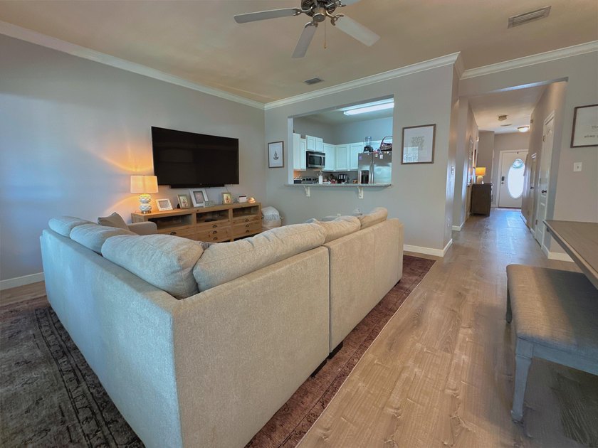 Located just off Main Street in Destin - this 3 bed, 2 bath - photo 12