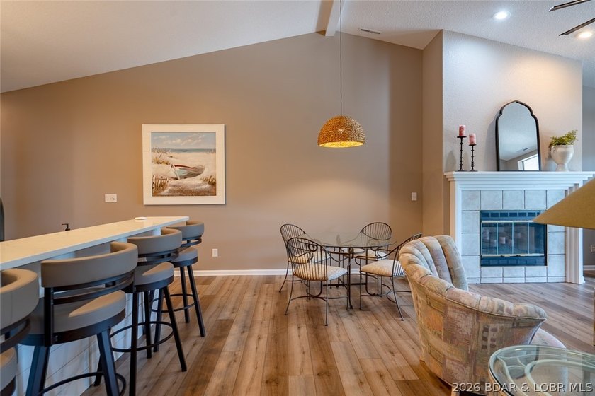 This top-floor Lazy Days condo shows like brand new and is being - photo 13