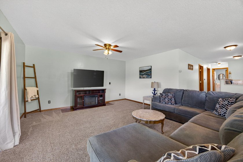 Turn-key lakefront living on Pleasant Lake! This beautifully - photo 16