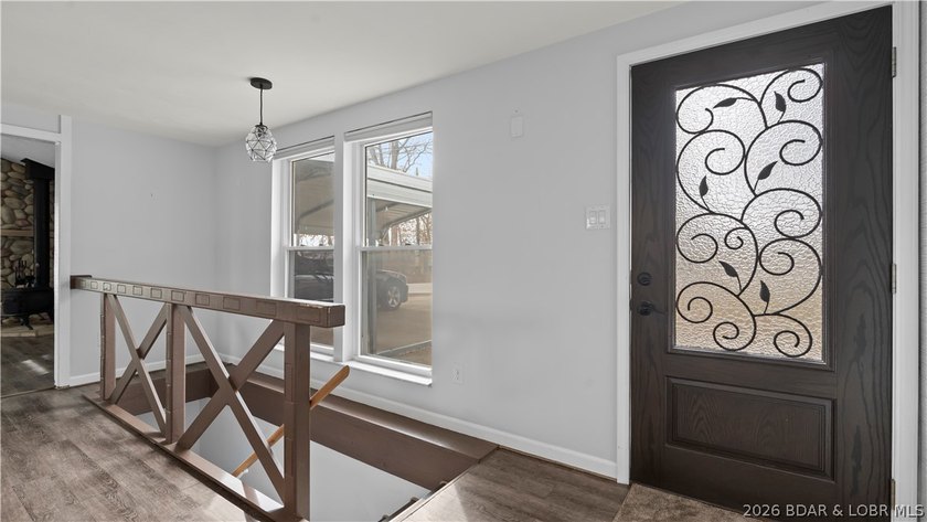 Welcome to this spacious 5-bedroom, 2-bath home in the Malibu - photo 7