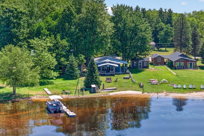 Turn-key lakefront living on Pleasant Lake! This beautifully - photo 40