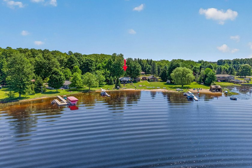Turn-key lakefront living on Pleasant Lake! This beautifully - photo 41