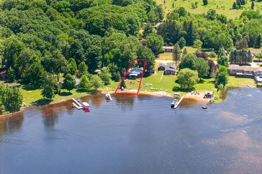 Turn-key lakefront living on Pleasant Lake! This beautifully - photo 43