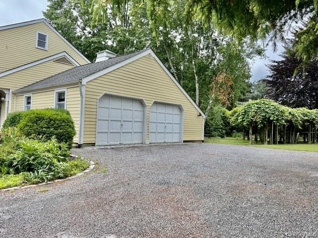 Nestled in the heart of the North Fork, this beautiful 4-bedroom - photo 17