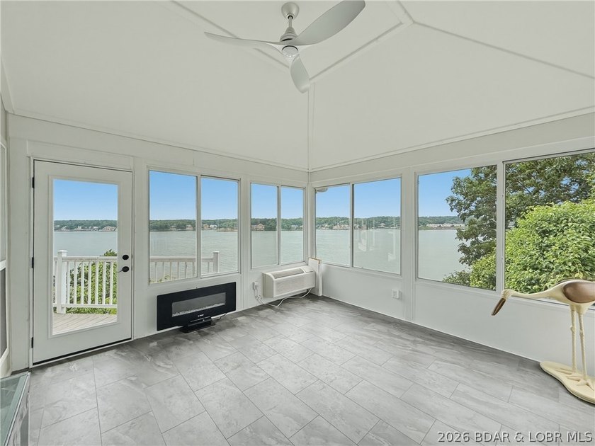 Perched on a bluff in the heart of Osage Beach, this one-owner - photo 21