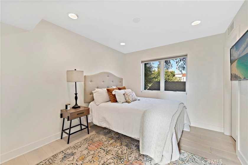 Located in the heart of Corona del Mar Village, this home - photo 41