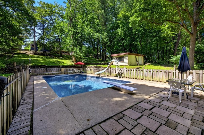 Welcome to 490 Van Voorhis Ave! Offered for the first time in - photo 12