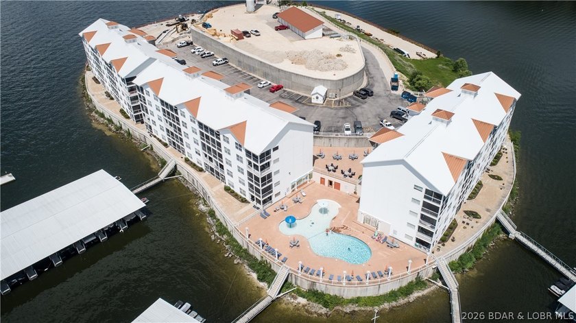 Experience lake living at its finest and even increase the bank - photo 32