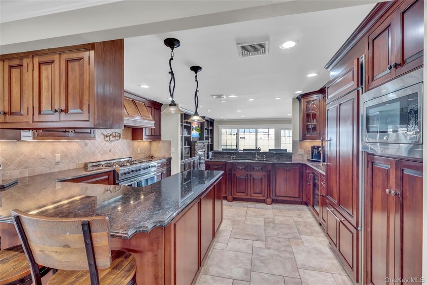 Welcome to 3014 Davis Place - A beautifully renovated - photo 7
