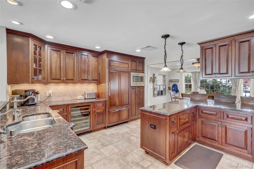 Welcome to 3014 Davis Place - A beautifully renovated - photo 10