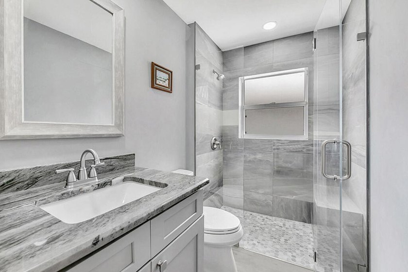 ENORMOUS GREAT ROOM! ONE OF A KIND OPEN FLOOR PLAN! LIKE NEW! - photo 28