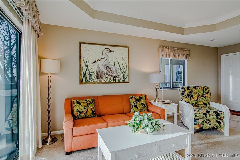 Turn-key 3 bedroom, 3 bathroom condo located in the desirable - photo 8
