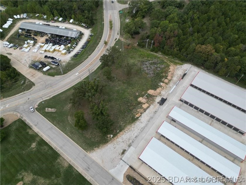 Unlock the potential of 1.91 acres of lightly sloped, open - photo 4