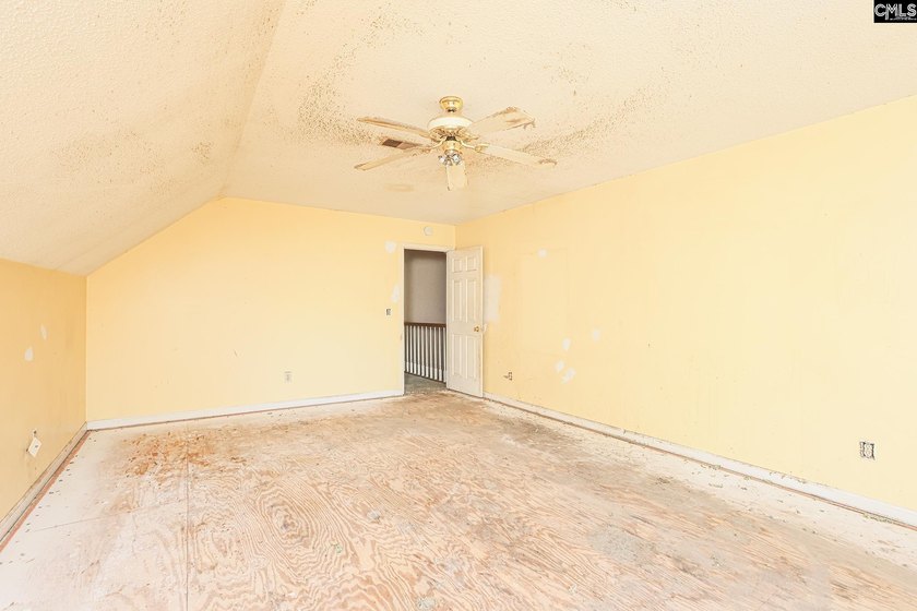 Investor Special in Desirable Lexington! Opportunity awaits at - photo 11