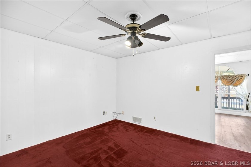 Welcome to your private lake-view retreat at 33268 Greenwood Rd! - photo 22