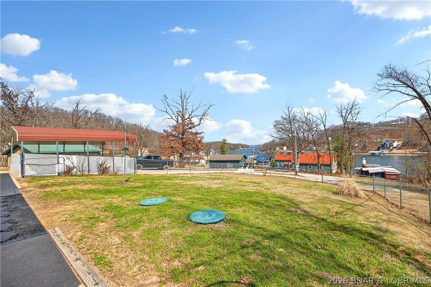 Welcome to your private lake-view retreat at 33268 Greenwood Rd! - photo 32