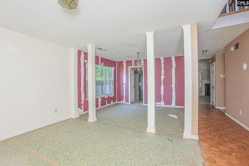 Investor Special in Desirable Lexington! Opportunity awaits at - photo 32