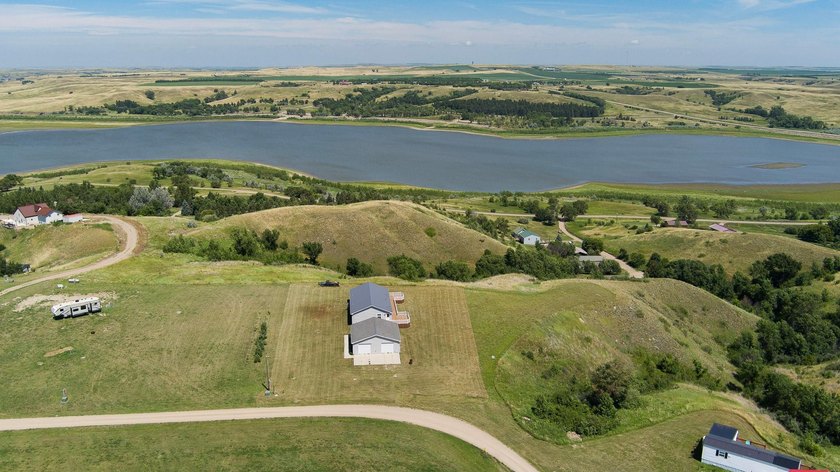 Whether you're searching for a year-round residence or the - photo 32