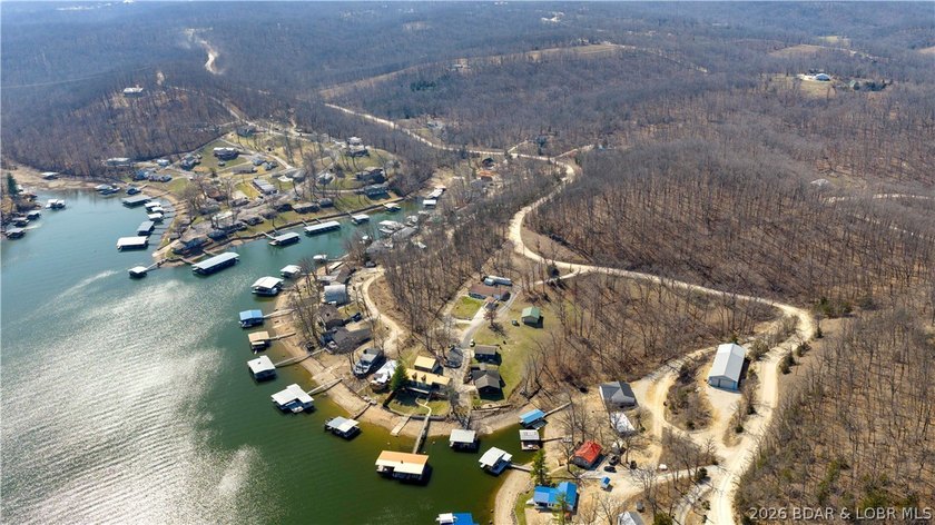 Welcome to your private lake-view retreat at 33268 Greenwood Rd! - photo 35