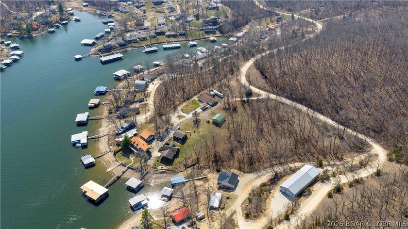 Welcome to your private lake-view retreat at 33268 Greenwood Rd! - photo 38