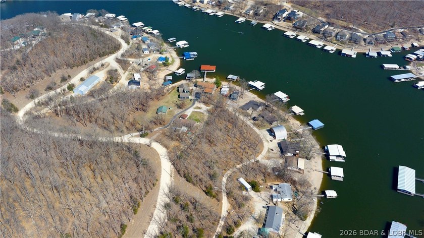 Welcome to your private lake-view retreat at 33268 Greenwood Rd! - photo 47