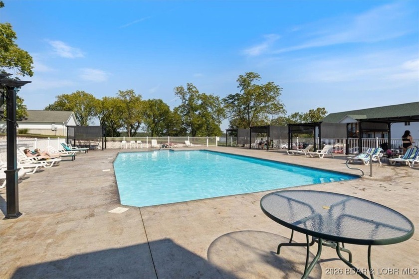 NO BUILDING HEIGHT RESTRICTIONS!!! AMAZING LAKE VIEW! Discover - photo 5