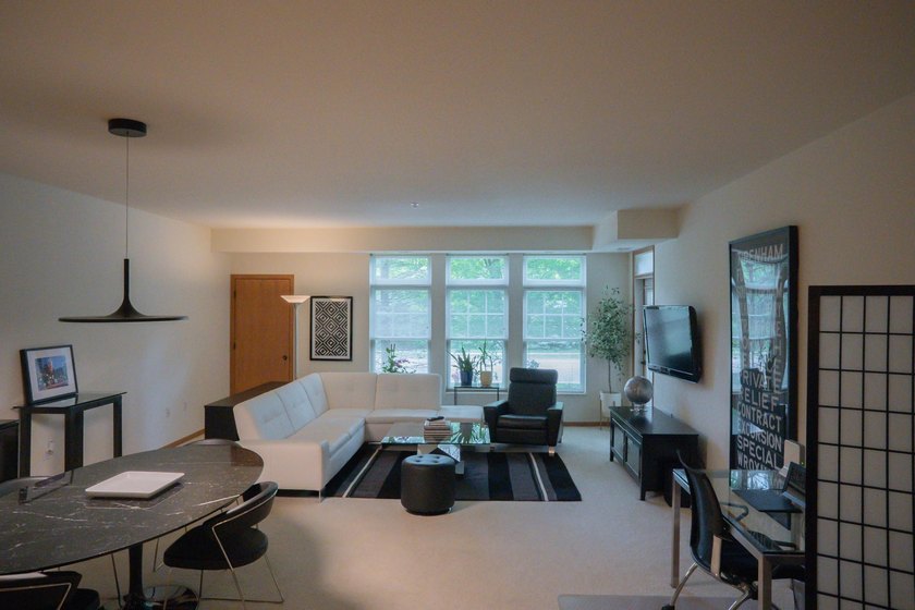 Welcome to Creekside in Edina, where upscale, maintenance-free - photo 10