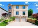 Stunning 14 year young New Construction Colonial in the - photo 3