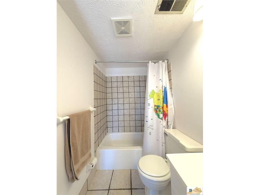 LAKE LIVING AT IT'S BEST ! UNIT R-7 Whether you're an avid - photo 15