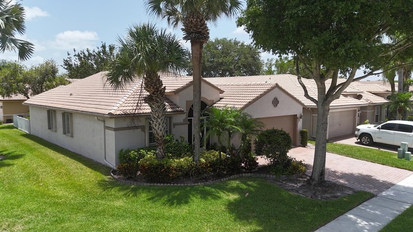 MOTIVATED AND READY TO SELL!! Welcome home to this - photo 32