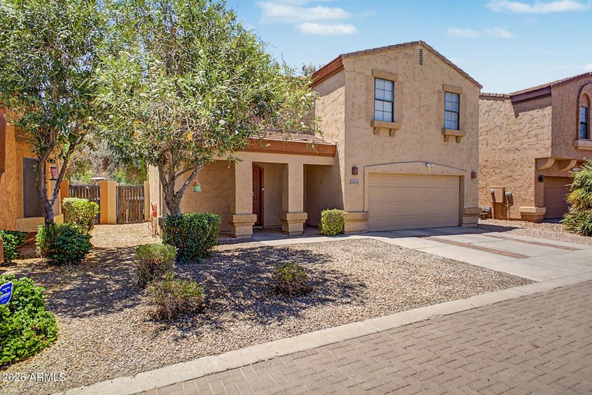 Refreshed 3-bed, 2.5-bath golf course home in Legacy at South - photo 42