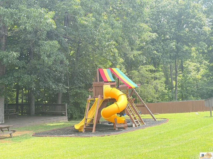 LAKE LIVING AT IT'S BEST ! UNIT R-7 Whether you're an avid - photo 46