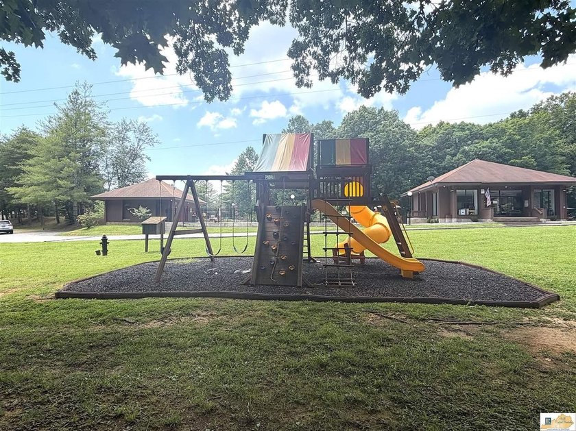 LAKE LIVING AT IT'S BEST ! UNIT R-7 Whether you're an avid - photo 49