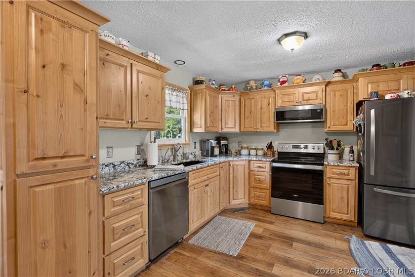 Recently remodeled 3-bedroom, 2-bath home in the heart of - photo 17