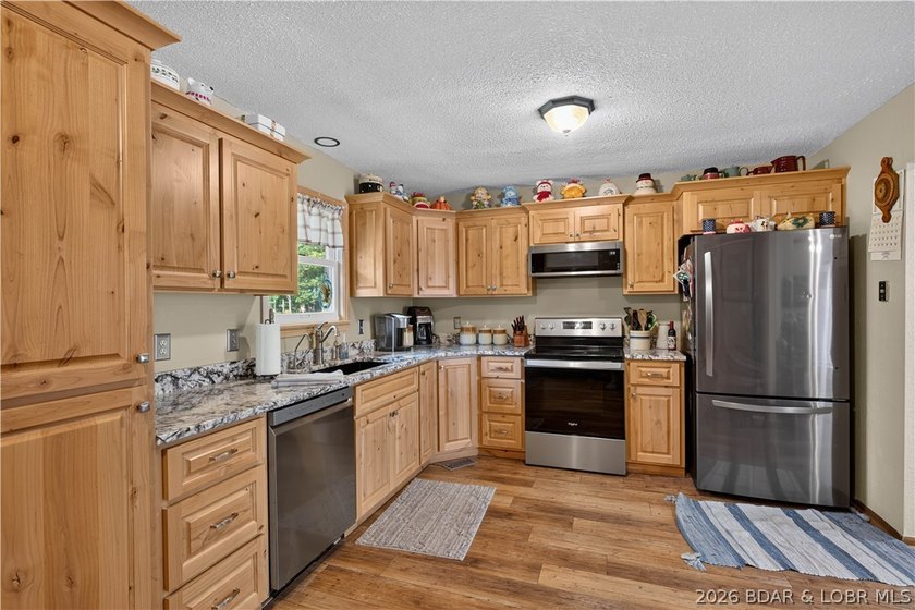Recently remodeled 3-bedroom, 2-bath home in the heart of - photo 25