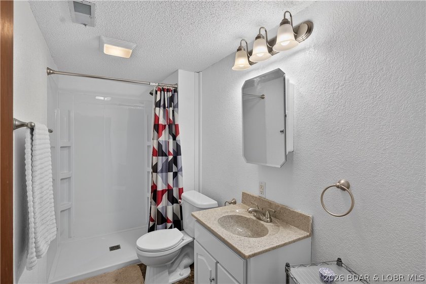 Recently remodeled 3-bedroom, 2-bath home in the heart of - photo 36