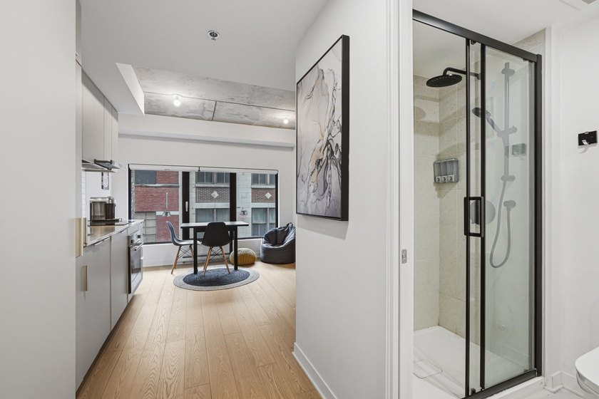 Studio moderne construit en 2022, comprenant une chambre - photo 16
