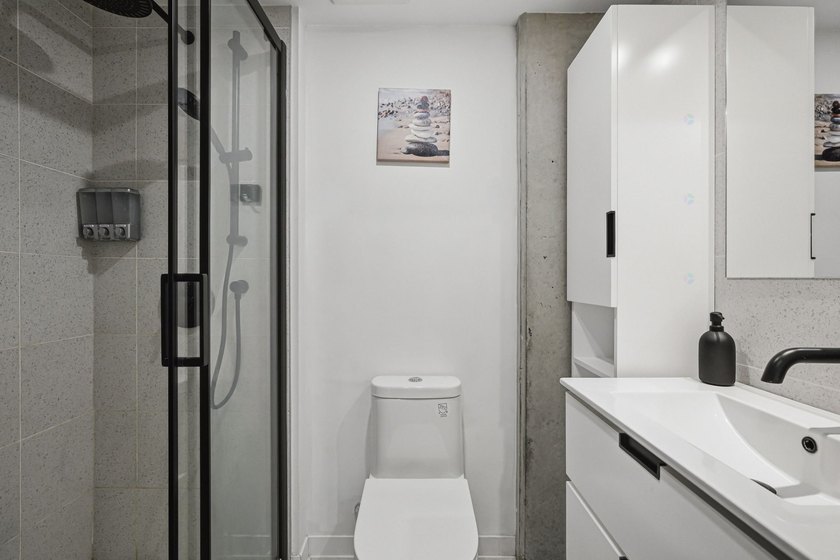 Studio moderne construit en 2022, comprenant une chambre - photo 17