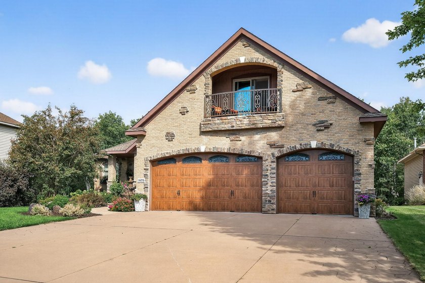 Don't let rates hold you back!! Seller will entertain a 2-1 - photo 4