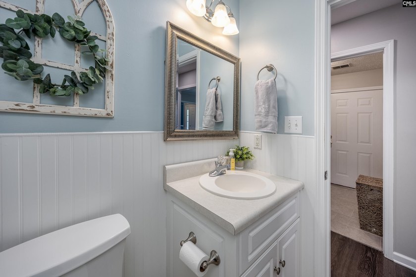 Meticulously maintained and full of timeless charm, this - photo 25