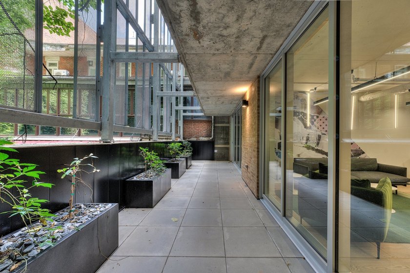 Studio moderne construit en 2022, comprenant une chambre - photo 32
