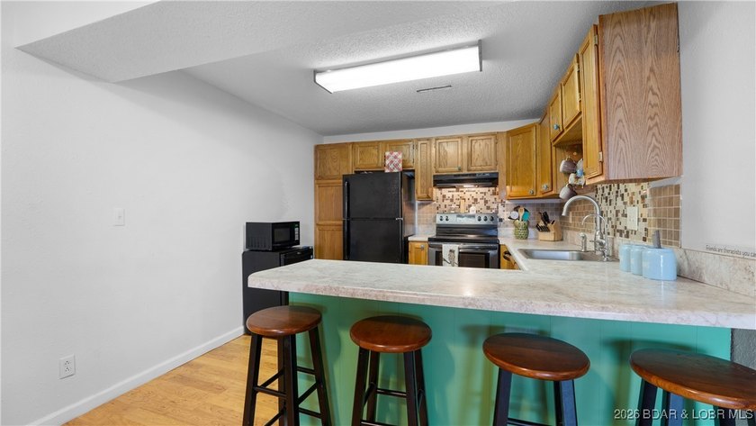 VIEW, VIEW and MORE VIEW! With 180 degree panoramic views from - photo 9